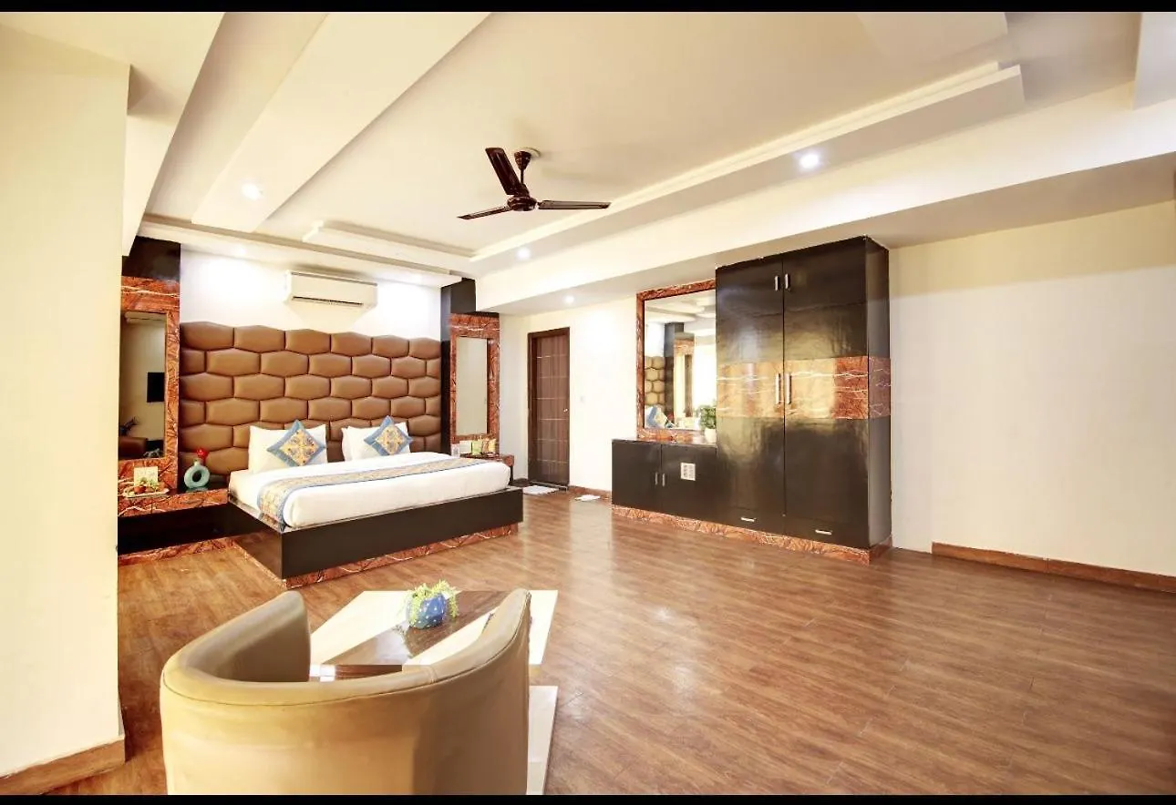 Hotel Grand Manor غورغاون